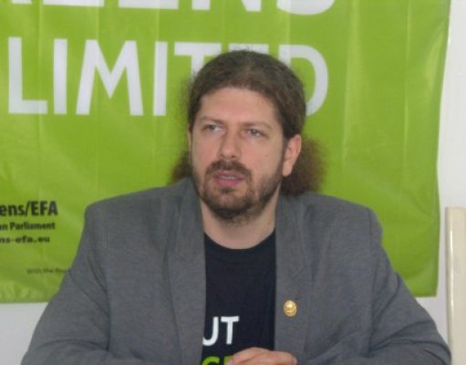 Remus Cernea merge în instanţă cu decizia ANI